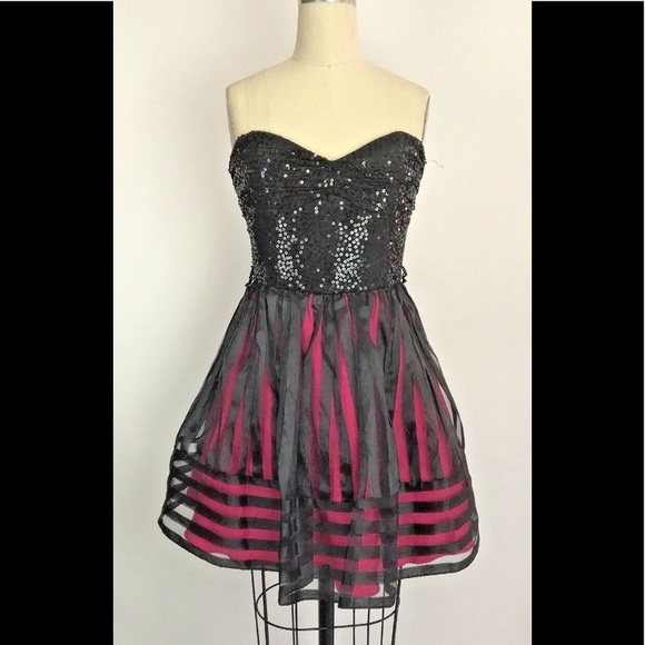 Betsey Johnson Dresses & Skirts - Sexy Betsey Johnson pink and black sequinned dress